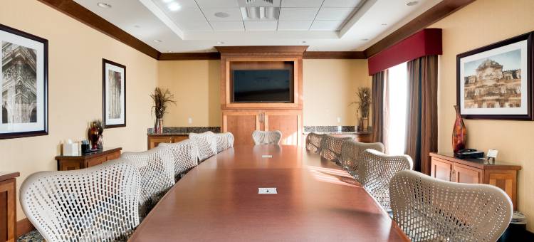 密尔沃基机场希尔顿花园酒店(Hilton Garden Inn Milwaukee Airport)图片