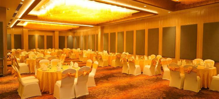 温德姆华美达安可酒店昌迪加尔Zirakpur(Ramada Encore by Wyndham Chandigarh Zirakpur)图片