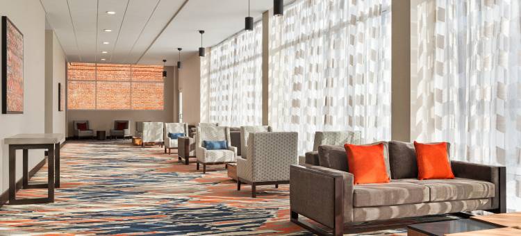 希尔顿印第安纳波利斯市中心IUPUI家木套房酒店(Homewood Suites by Hilton Indianapolis Downtown Iupui)图片