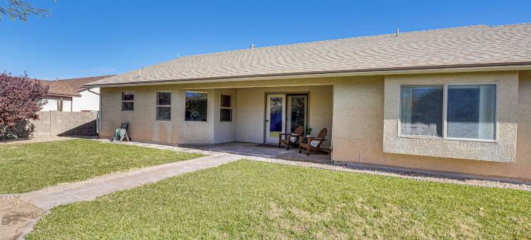 萨切尔家带围栏后院：距离市中心3英里(Thatcher Home w/ Fenced Backyard: 3 Mi to Downtown)图片