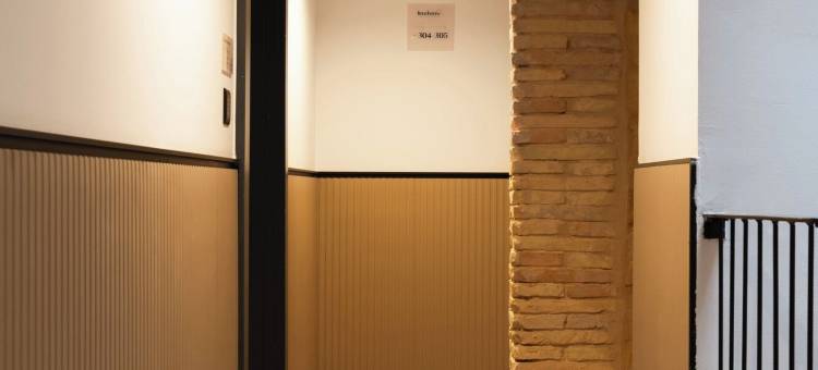 Limehome潘普洛纳希拉里翁·埃斯拉瓦(limehome Pamplona Hilarión Eslava)图片