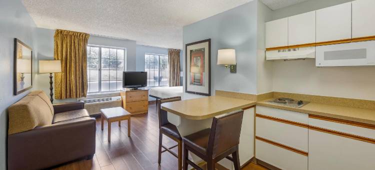 拉斯维加斯会展中心长住套房酒店(MainStay Suites Las Vegas Convention Center)图片