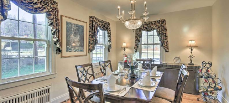 距离道金斯铁路步道半英里：带庭院的家庭住宅(Half-mi to Dawkins Rail Trail: Family Home w/ Yard)图片