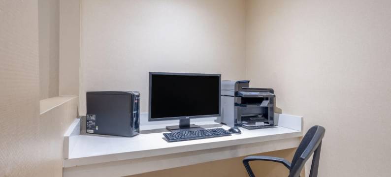 多伦多东速8酒店(Super 8 by Wyndham Toronto East on)图片