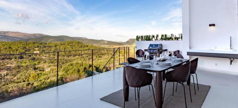 Villa in Búger with Rooftop Pool & Scenic Views图片