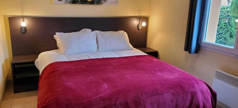 Villa in Les Forges with Golf & Pool图片