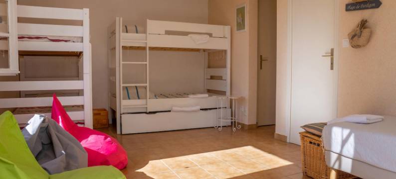 Villa in Cavalaire-Sur-Mer with Sea Views图片
