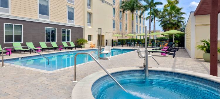 希尔顿惠庭酒店-诺科米斯萨拉索塔卡西岛(Home2 Suites by Hilton Nokomis Sarasota Casey Key)图片