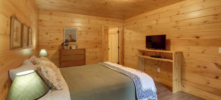 距小河峡谷3英里：风景如画的阿拉巴马小屋(Serene and Secluded Alabama Cabin with Covered Deck!)图片