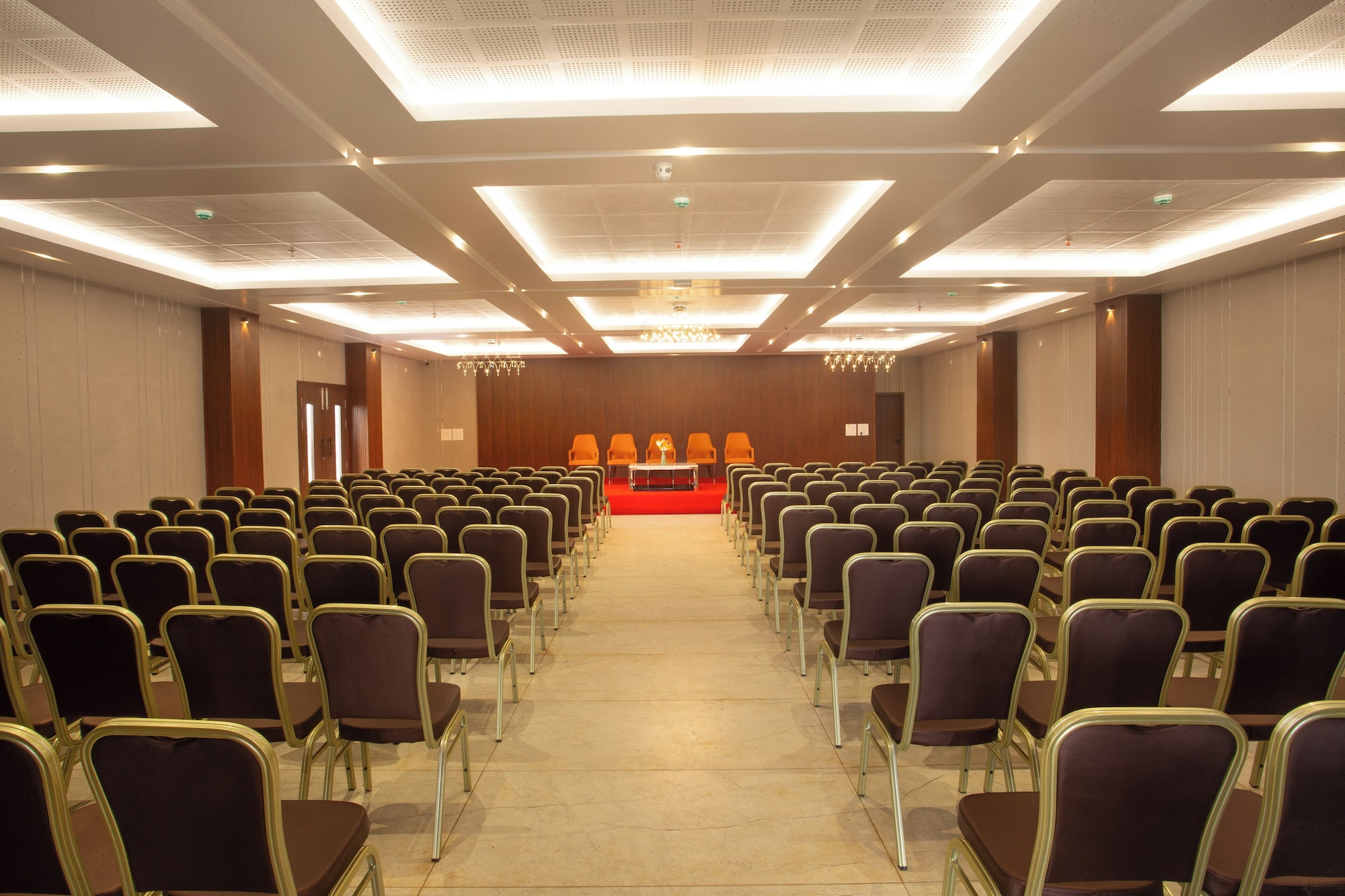 Le Crown Hotel Over view