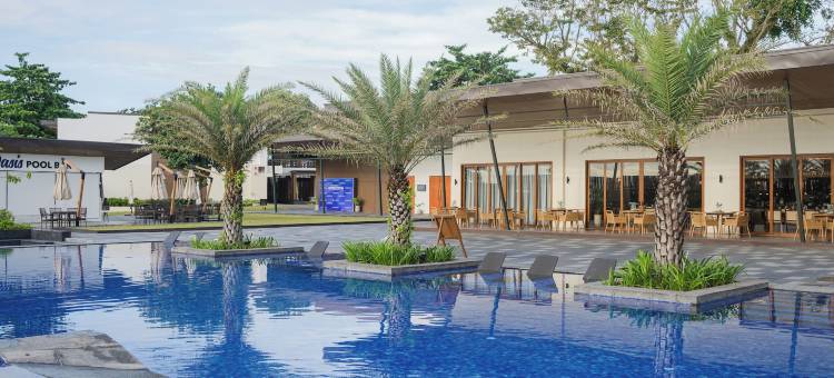 The Tropics at MacArthur Park Resort and Convention Center图片