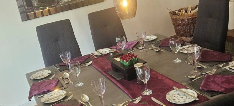 狮子巢穴 - 曼蒂利的La Loge(The Lions Den - La Loge Mantilly)图片