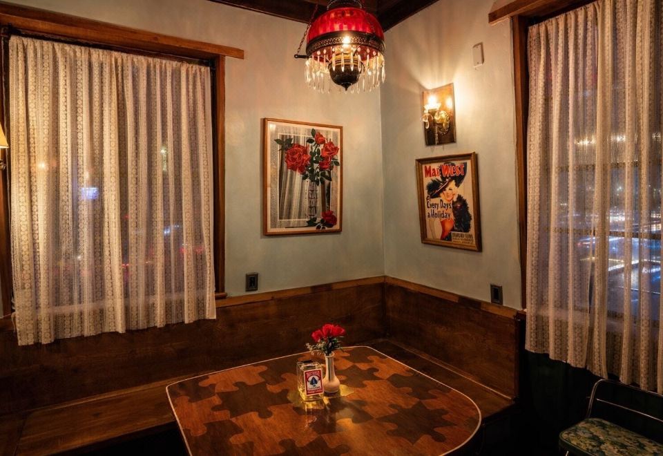 The Rosemary SilverlakeHotel Overview