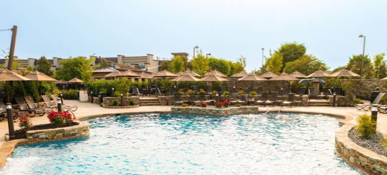 伊甸园套房酒店及度假村，贝斯特韦斯特至尊精选(Eden Resort and Suites, BW Premier Collection)图片