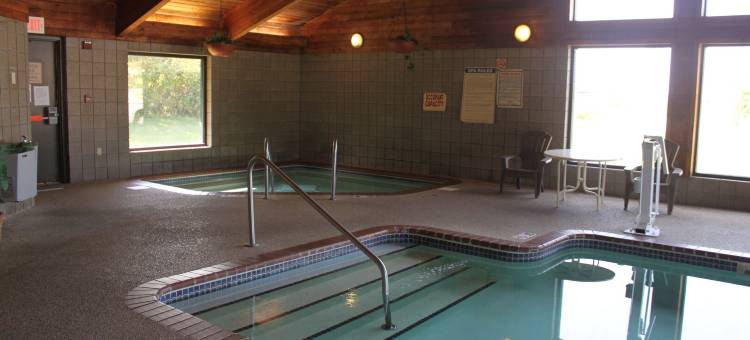 西伯灵顿美吟温德姆酒店(AmericInn by Wyndham West Burlington)图片