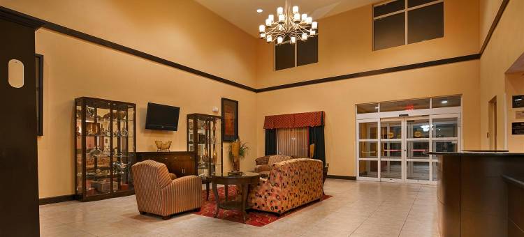 塞西尔平原贝斯特韦斯特优质套房酒店(Best Western Plus Cecil Field Inn  Suites)图片