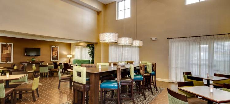 珊瑚角/麦尔兹堡欢朋酒店(Hampton Inn & Suites Cape Coral/Fort Myers Area)图片