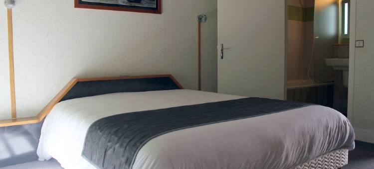 迪内尤乡村酒店(Les Dineux Village)图片