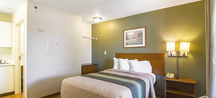 芝加哥-沃基根霍姆汤开放式公寓(HomeTowne Studios Chicago - Waukegan)图片