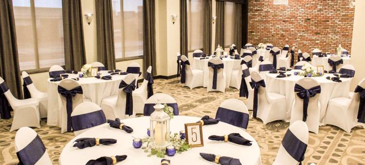 里弗福尔斯丽笙酒店(Radisson Hotel River Falls)图片