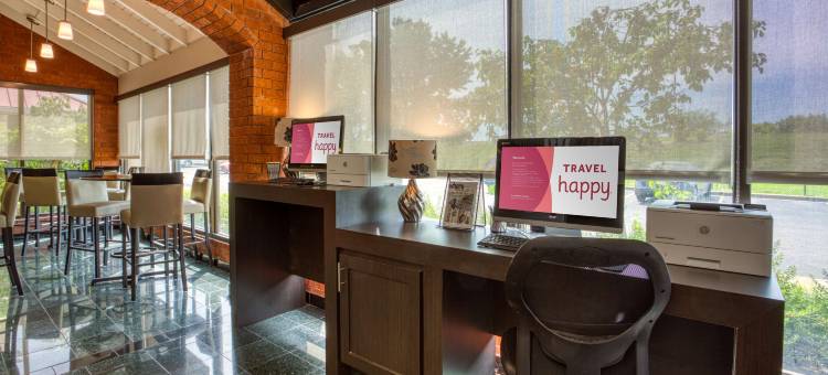 圣路易斯费尔维尤海兹德鲁里套房酒店(Drury Inn & Suites St. Louis Fairview Heights)图片