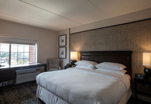 Sheraton Chicago NorthbrookHotel Overview