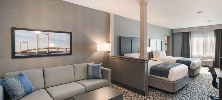 纳威克绍斯里奇舒适套房酒店(Comfort Suites Kennewick at Southridge)图片
