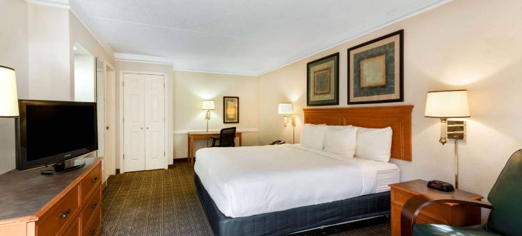 伯锡尔城拉昆塔温德姆酒店(La Quinta Inn by Wyndham Bossier City)图片