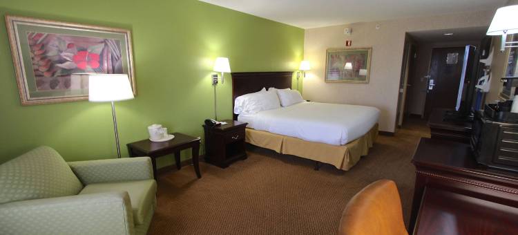 芬德利温德姆呗盟套房酒店(Baymont Inn & Suites by Wyndham Findlay)图片