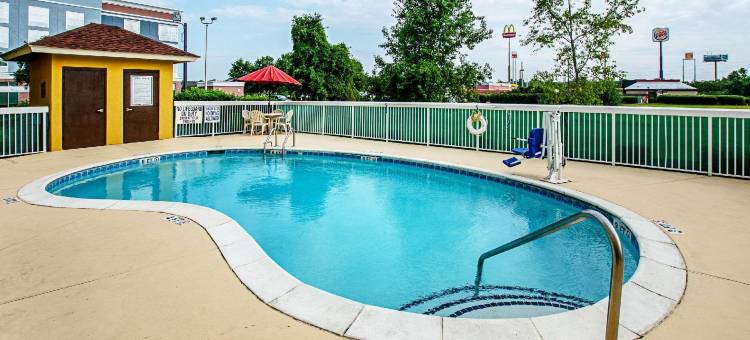 桑蒂I-95舒适套房酒店(Comfort Inn & Suites Santee I-95)图片