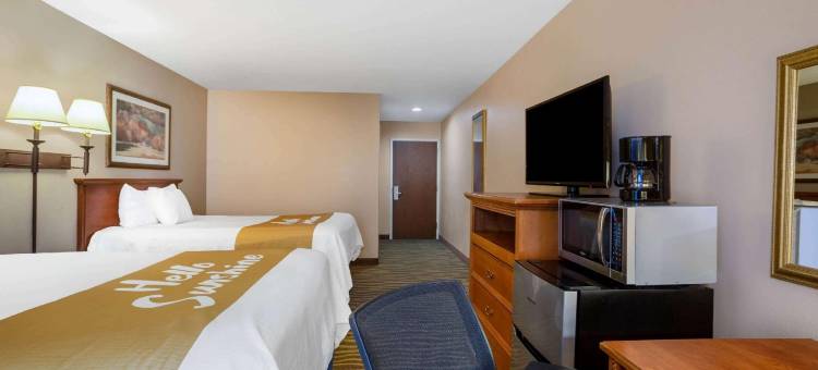 古巴戴斯套房酒店(Days Inn & Suites by Wyndham Cuba)图片