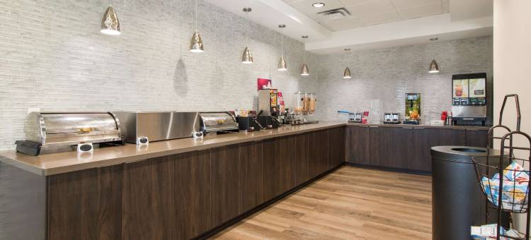 舒适酒店及套房克拉克斯维尔 - 路易斯维尔北(Comfort Inn & Suites Clarksville - Louisville North)图片