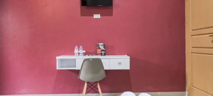 红多兹伊斯兰酒店-近楠榜哈吉美娜(RedDoorz Syariah Near Hajimena Lampung)图片