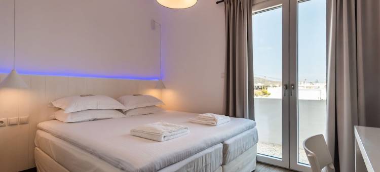 白岩密洛斯套房(White Rock Milos Suites)图片