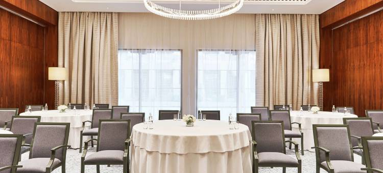 迪拜希尔顿艾尔哈布图尔城酒店(Hilton Dubai Al Habtoor City)图片