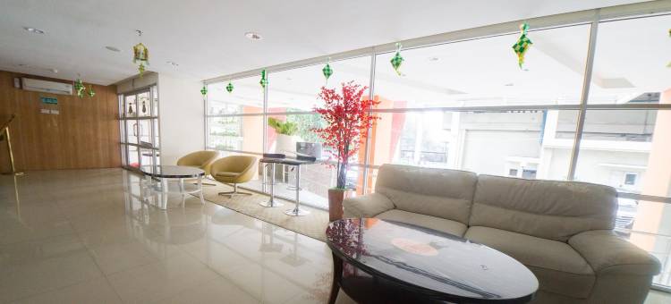 泗水红多兹公寓卫星环岛2(RedDoorz Apartment Near Bundaran Satelit Surabaya 2)图片