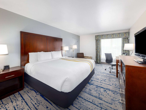 林伍德拉昆塔温德姆酒店