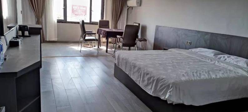 天鸿大酒店(浠水火车站店)图片