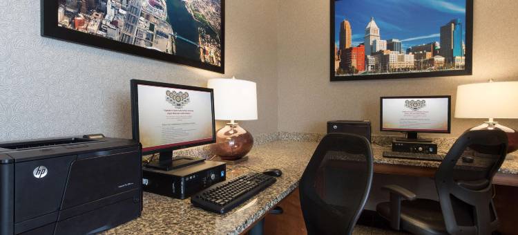 辛辛那提-夏伦维尔德鲁里套房酒店(Drury Inn & Suites Cincinnati Sharonville)图片