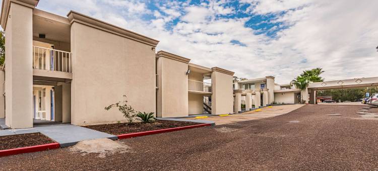 克里夫兰美国旅馆(Motel 6 Cleveland, TX)图片