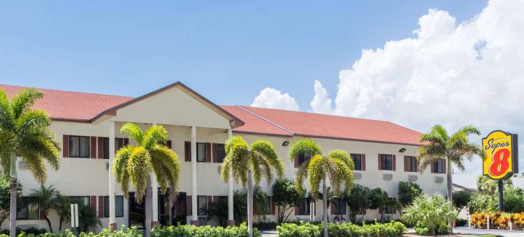 帕诺滩速8酒店(Super 8 by Wyndham Pompano Beach)图片