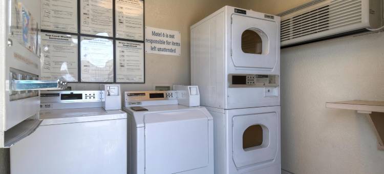 圣易西铎 - 圣迭戈边境6号汽车旅馆(Motel 6 San Ysidro, CA  San Diego Border)图片