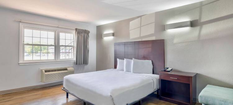 弗吉尼亚瀑布教堂 - 阿灵顿大道 6 号汽车旅馆(Motel 6 Falls Church, VA - Arlington Boulevard)图片