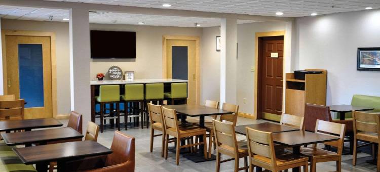 卡尔森乡村旅馆及套房，费尔伯恩南，俄亥俄州(Country Inn & Suites by Radisson, Fairborn South, Oh)图片