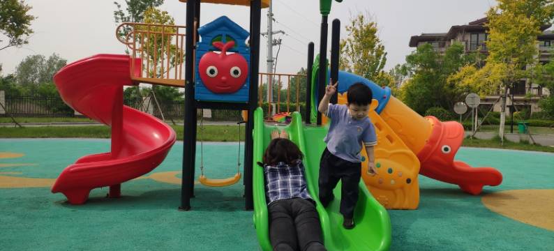 北戴河临海别墅近阿纳亚阿卡高尔夫森林景区(四纬路分店)图片