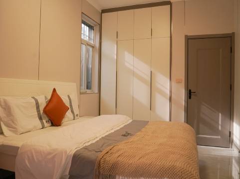 悠家1206襄阳店公寓(虹桥路分店)