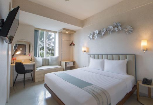 Solaris Hotel Malang Hotel Overview