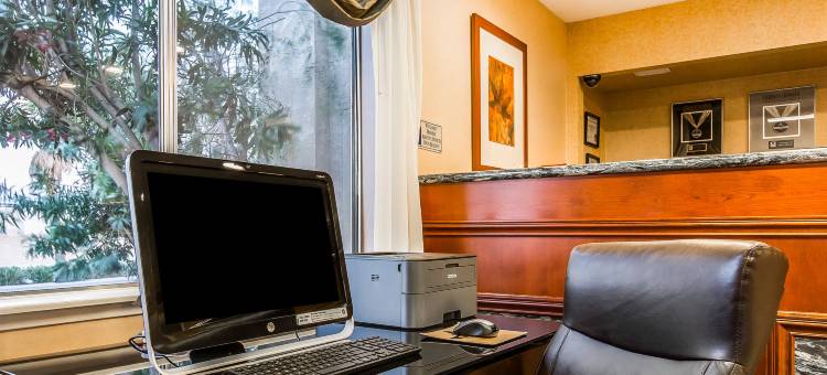 凯艺酒店-近中国湖海军基地(Quality Inn Near China Lake Naval Station)图片