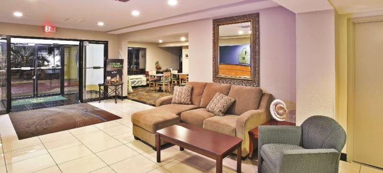 北默特尔比奇拉昆塔温德姆酒店(La Quinta Inn by Wyndham North Myrtle Beach)图片