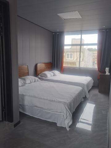 老陈带你看蓝眼泪公寓(红湖东路分店)